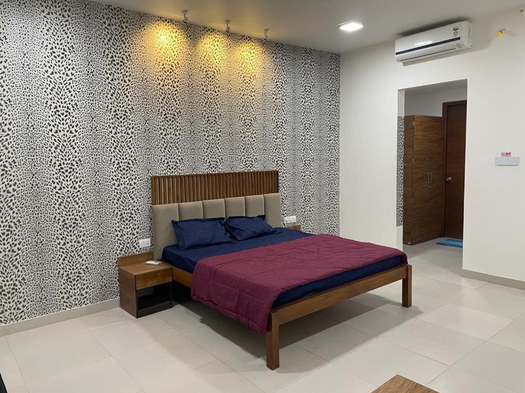 Hotel Royal Nest Premium Mundhva Exteriér fotografie